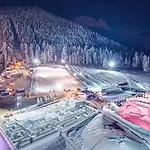 Prazdninove U Kamarata شقة