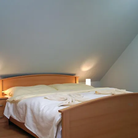 Apartment Prazdninove Byty U Kamarata *